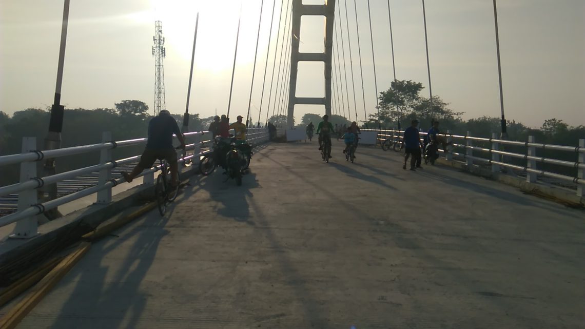 Jembatan Sosrodilogo, Tempat Bersantai di Tengah Kota Bojonegoro