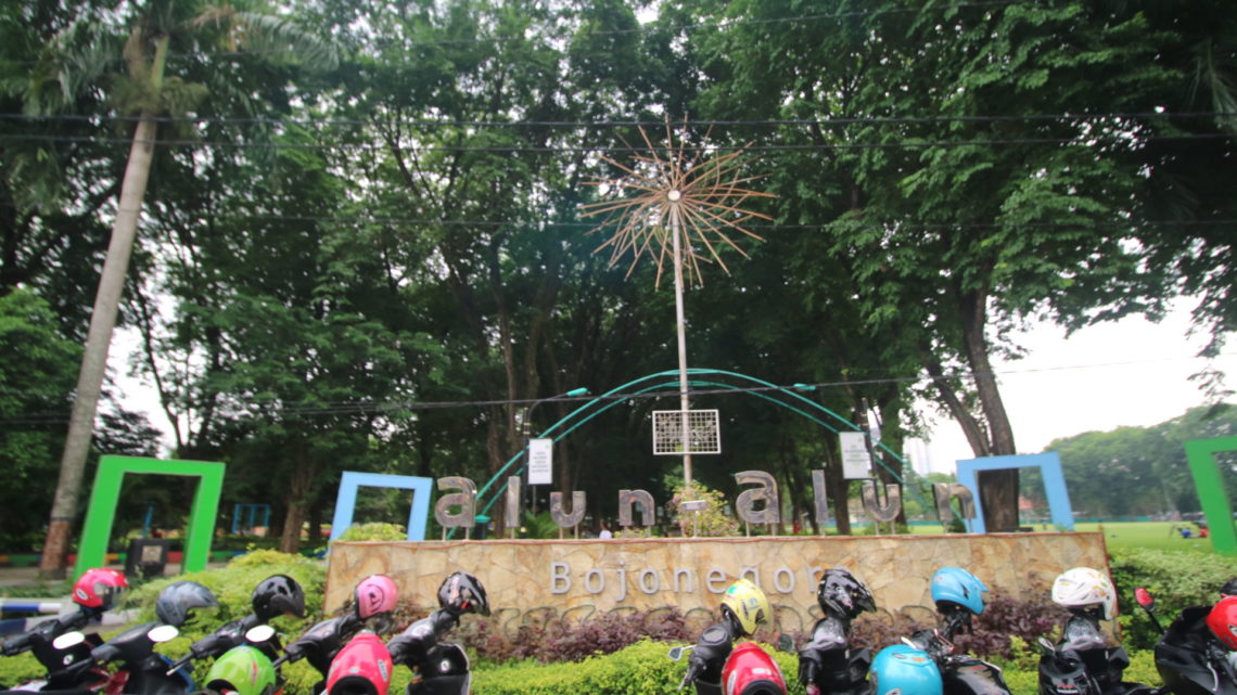 5 Hal yang Bisa Kamu Lakukan di Alun-Alun Bojonegoro