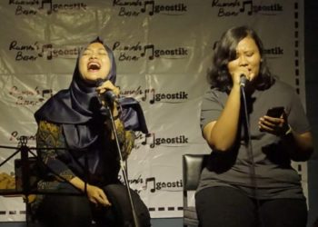 Ngaostik dan Bagaimana Buku Didendangkan