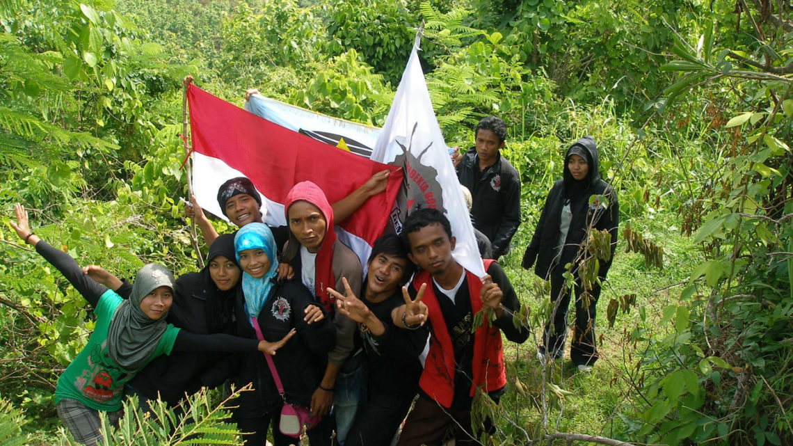 Bagaimana Pemuda Bojonegoro Lebih Mencintai Alam Daripada Mencintai Kekasih