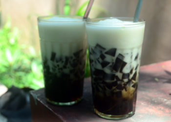 Es Cao, Minuman Klasik Pendingin Hawa Panas Bojonegoro