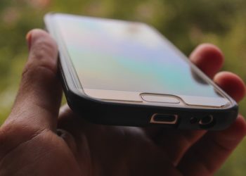 Betapa Besar Pengaruh Medsos pada Kecenderungan Psikologis Penggunanya