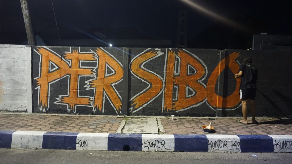 Merawat Persibo Bojonegoro Lewat Seni Mural