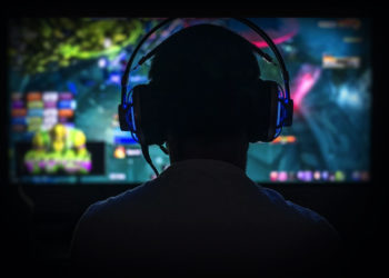 Sensualitas dan Parodi Moralitas