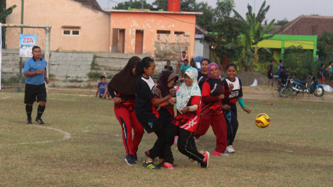 Semangat Olahraga Desa Tulungrejo Bojonegoro Sambut Kemerdekaan Indonesia