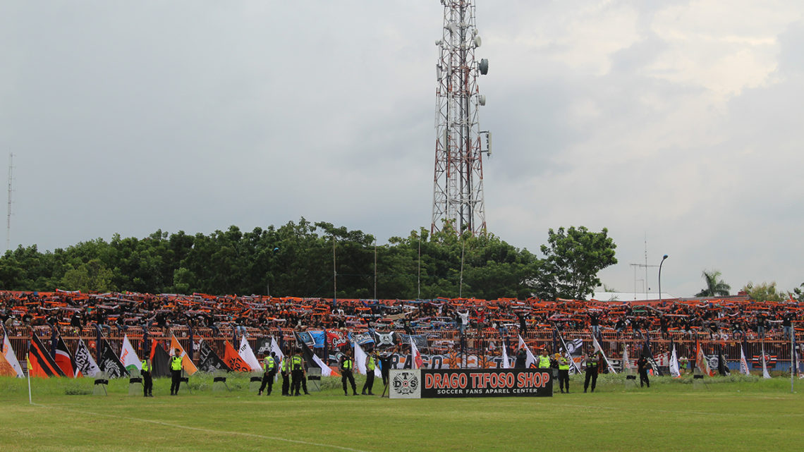 Penggerak Persibo itu Bernama Drago Tifoso