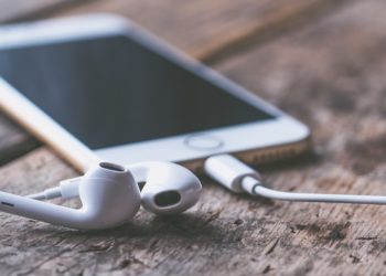 Layanan Musik Streaming dan Kreativitas Berjualan Karya