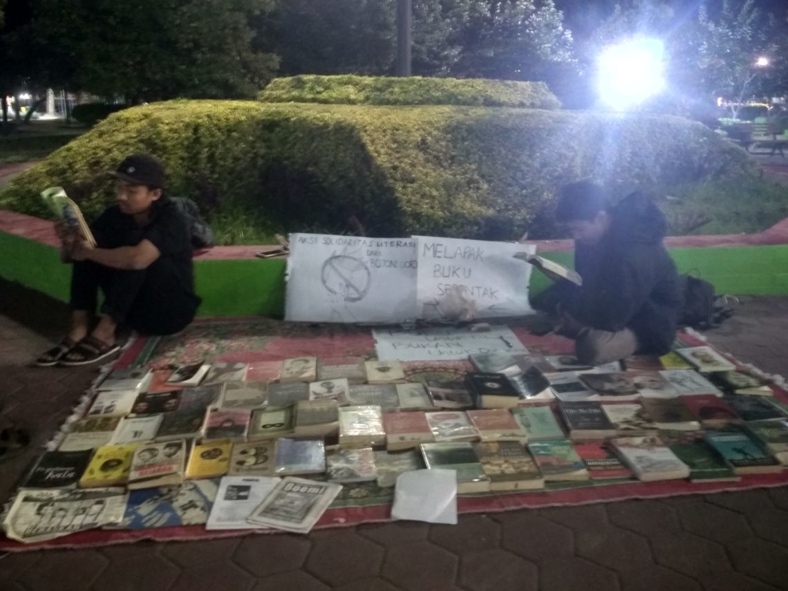 Bibliosida, Razia Buku yang Sudah Ada Sejak Zaman Baheula