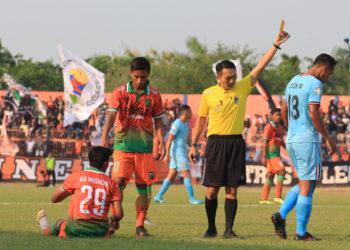 Banjir Door Prize di Laga Uji Coba Persibo dengan Persekam