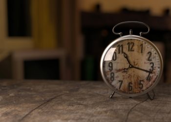 Waktu Menunjuk Pukul Satu