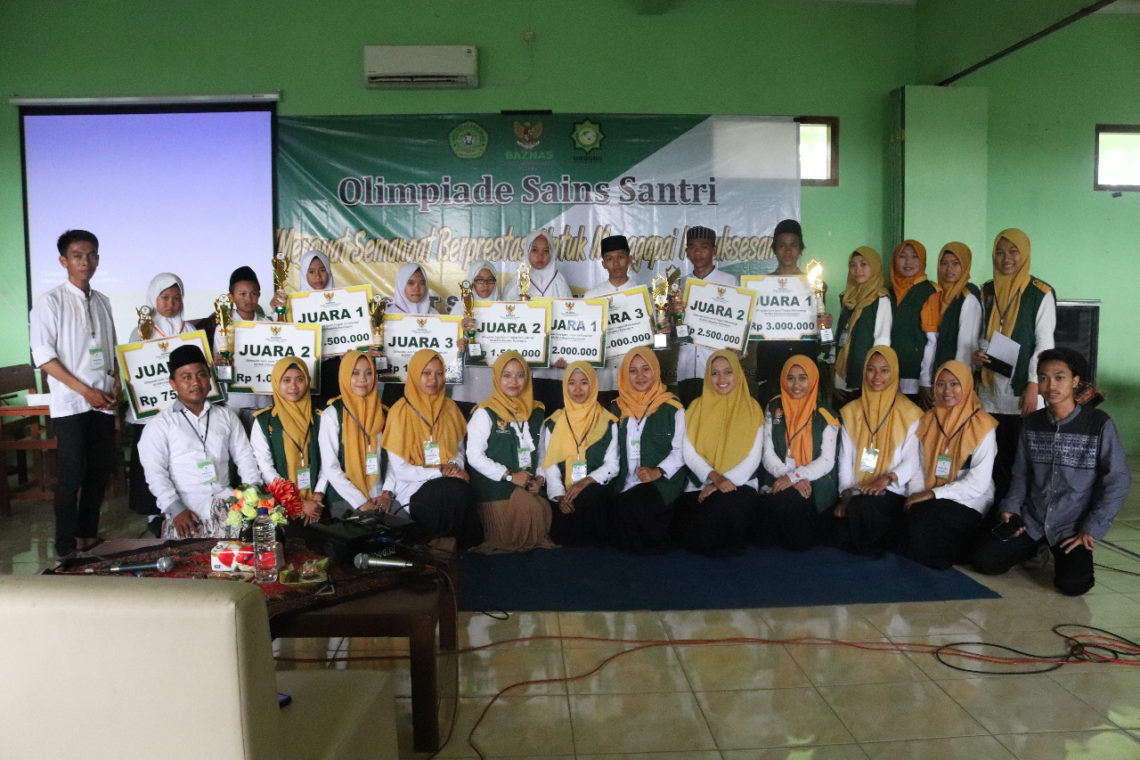 Picu Semangat Belajar melalui Olimpiade Sains antar Santri