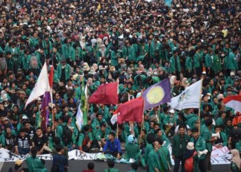 Keteledoran di Hari yang Bersejarah