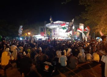Drago Tifoso Bersholawat Hangatkan Stadion Letjen H. Sudirman