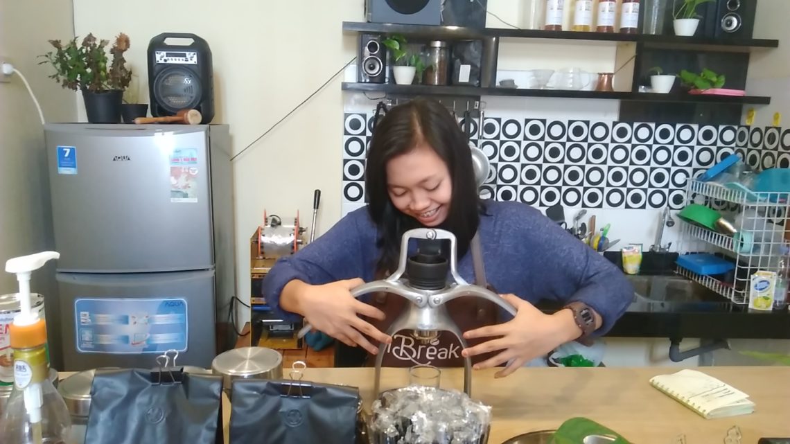 Indah Purbawati, Srikandi Kopi Manual Brew Bojonegoro