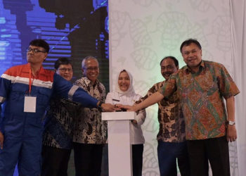 Bupati Bojonegoro Anna Muawwanah