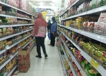 Beli Seperlunya, Belanja Secukupnya