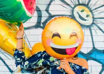 Makna Lain di Balik Istilah Dunia Bekerja secara Unik