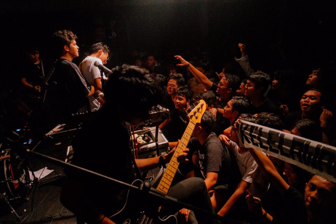 Feast dan Perisakan dalam Belantika Musik Indonesia