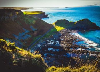 Lunturnya Tradisi Bergantung Kedaulatan Tanah dan Air
