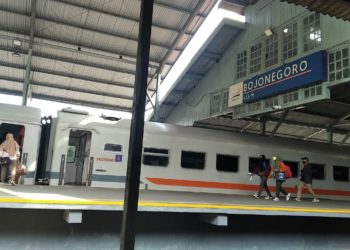 5 Hal yang Perlu Kamu Ketahui Jika Ingin Bepergian dengan Kereta Api di Masa Pandemi