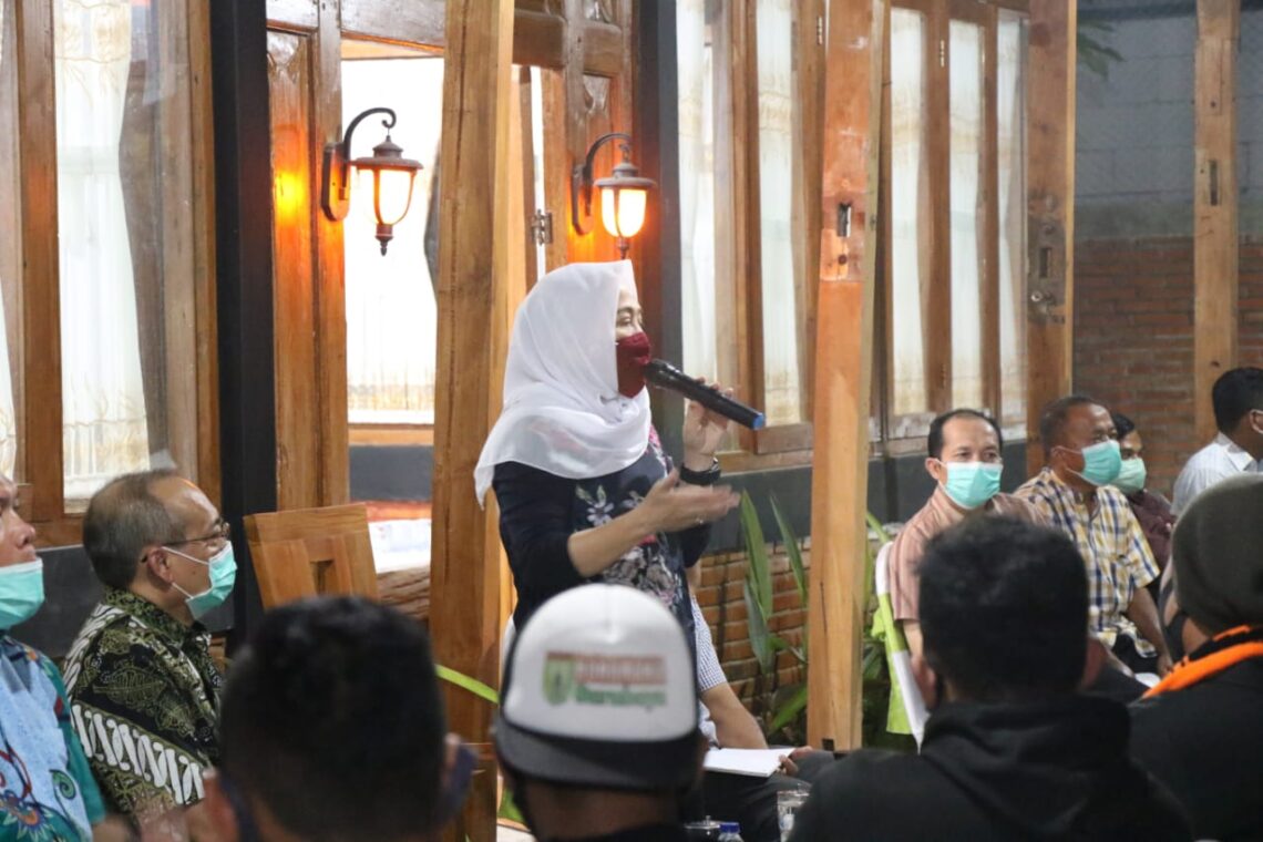 Suporter Berharap Pihak SKK Migas jadi Pengelola Baru Persibo