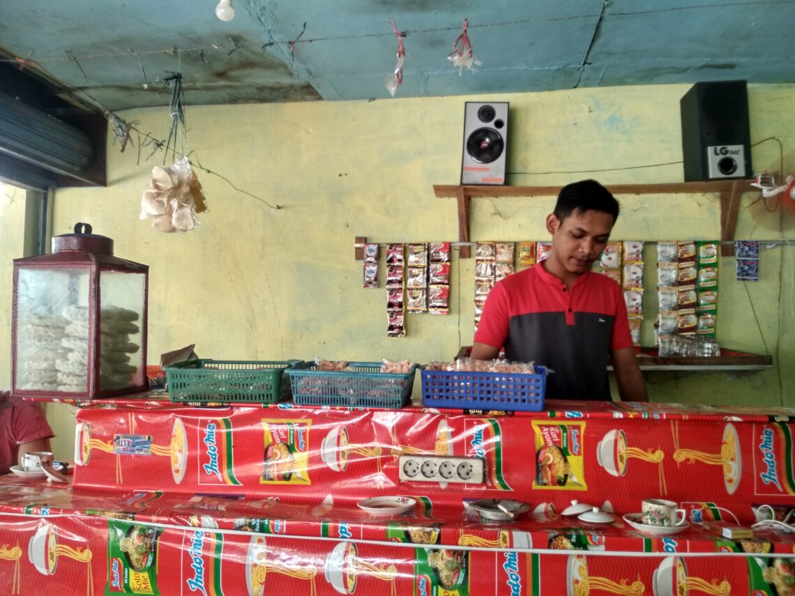 Giras Ranger dan Kisah Penjaga Warkop Giras