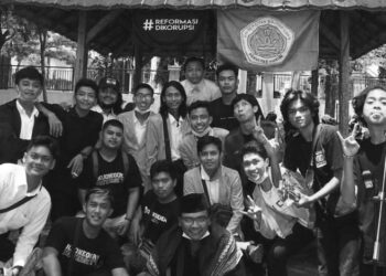 Menghidupkan Kamis dengan Kamis Oplosan