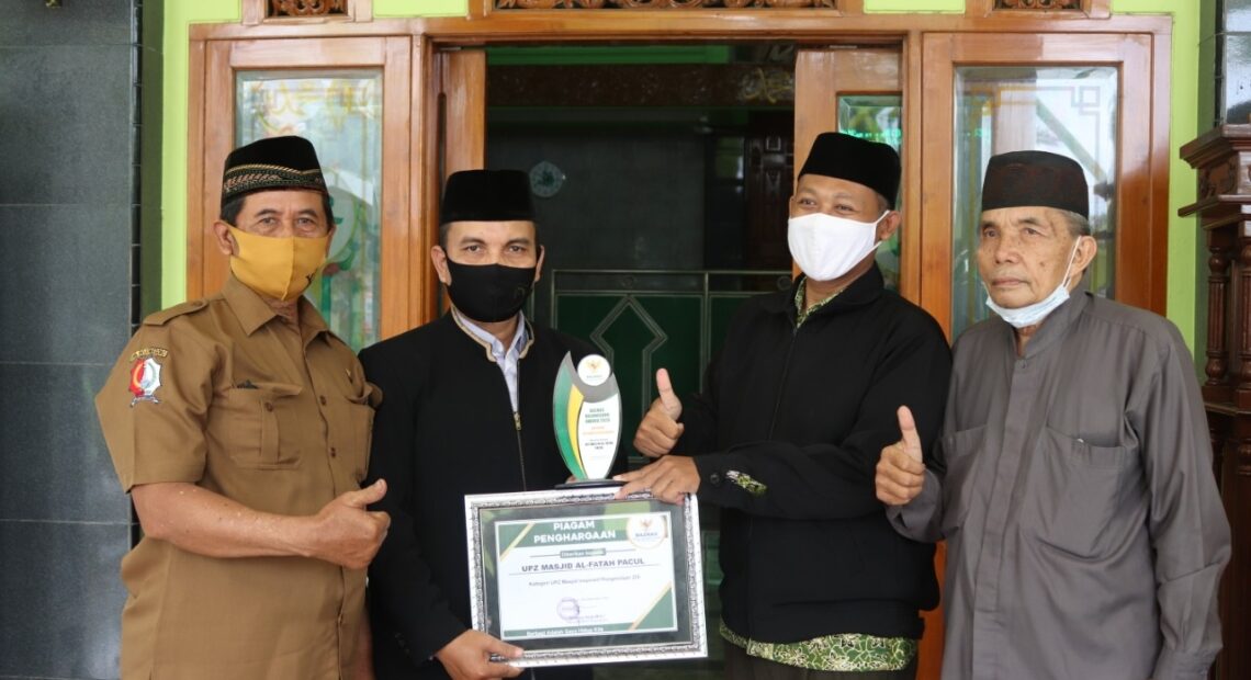 Melihat Award dan Launching Masjid Ramah Dhuafa Baznas Bojonegoro 