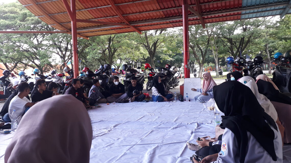 Menghelat Diskusi Santai Perihal Perempuan