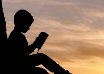 Membaca dan Menulis Hanyalah Pilihan Kecil, Bukan Sesuatu yang Patut Disombongkan