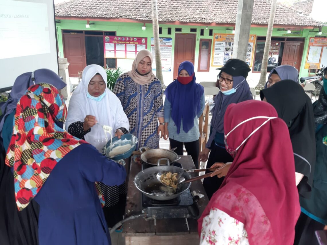 Meningkatkan Ekonomi Masyarakat dengan Menyulap Daun Beluntas