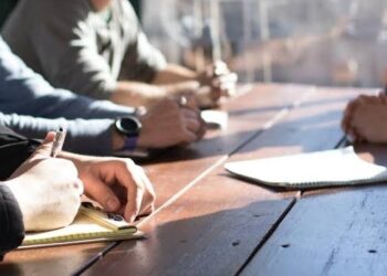 Begini Dampak Suka Kepoin Privasi Orang Lain