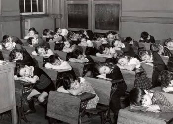 Guru dan Ingatan yang Terus Terpaku di Kepala