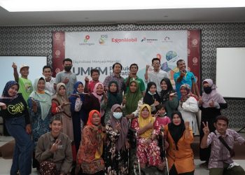 UMKM Bojonegoro-Tuban Bersama-sama Merancang Situs Penjualan Digital