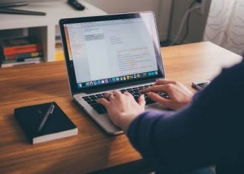 Tidak Ada Cara Praktis Jadi Kolumnis