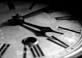 Tentang Variabel Jarak dan Ekuilibrium Waktu