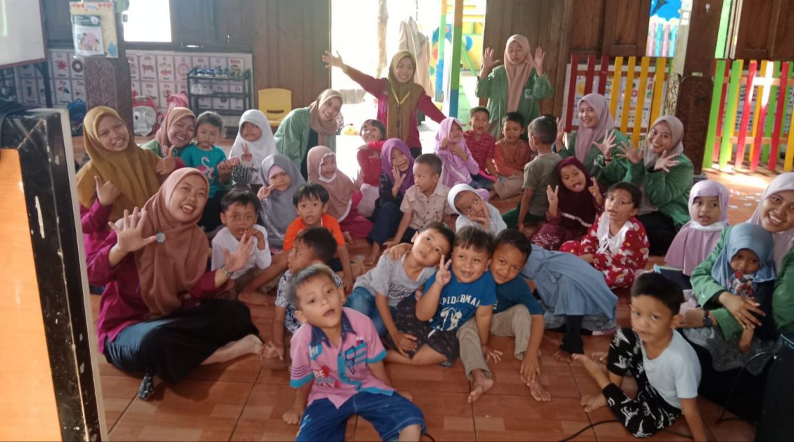 Demi Pahami Anak-anak, PIAUD Unugiri Bojonegoro Gelar Wisata Edukatif For Golden Age