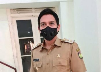 Pengangguran Berpenghasilan, Jadi Pejabat Aja!