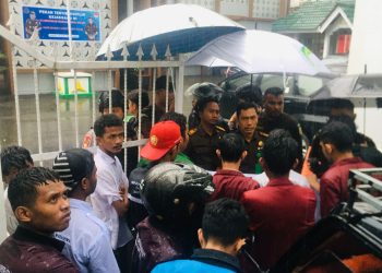 BEM Nusantara Maluku Demo Menentang Mafia Tanah dan Hukum
