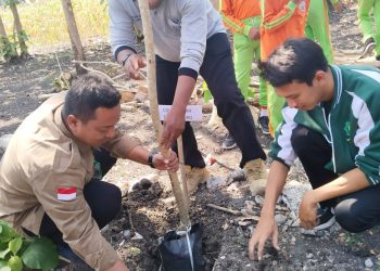 Dukung Program Masyarakat Sadar Lingkungan, Mahasiswa Unugiri Hadirkan Cabang Dinas Kehutanan Bojonegoro dan WCD
