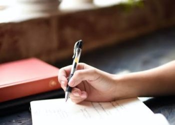 Mengapa Menulis Catatan Harian itu Penting?