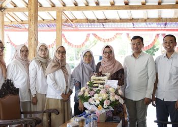 Istri Bacabup Setyo Wahono Bincang Akademik dengan Civitas Akademika IKIP PGRI Bojonegoro