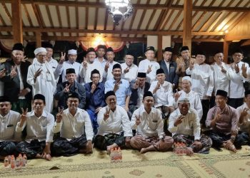 Keluarga Besar dan Alumni Ponpes Attanwir Doakan Wahono-Nurul Pimpin Bojonegoro