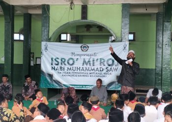 Memperingati Isra’ Mi’raj, Yamifda Tekankan Siswa untuk Rajin Sholat
