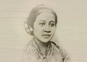 Kartini Tak Ingin Puja Puji