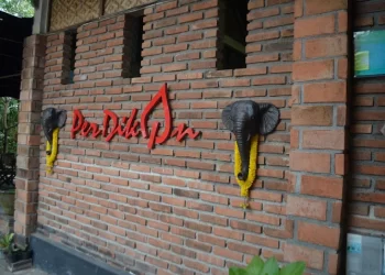 ‎Kampus PerDikAn: Mandala Kadewaguruan Transformasi Sosial