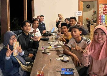 SMJ, Sinau Nulis yang Perlu Dingajikan