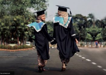 Perkembangan Pendidikan Perempuan dalam Perspektif Islam: Pandangan Islam tentang Pendidikan Perempuan dari Masa Klasik hingga Modern