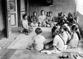 Ngerti, Ngroso, Nglaku: Tiga Kata yang Terlupa di Sekolah Kita