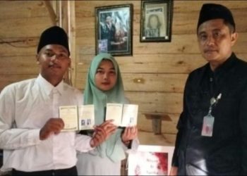 Seorang Pemuda di Rembang Jadikan Bibit Mangga sebagai Mahar Pernikahan